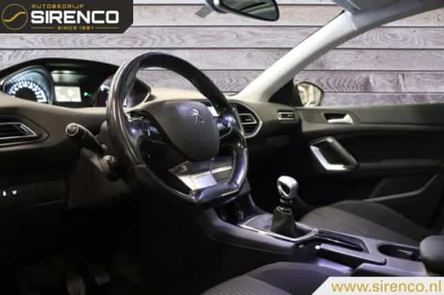 Peugeot 308 (2014) thumbnail 5