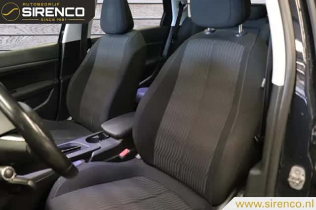 Peugeot 308 (2014) thumbnail 6