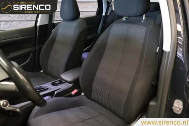 Peugeot 308 (2014) thumbnail 6