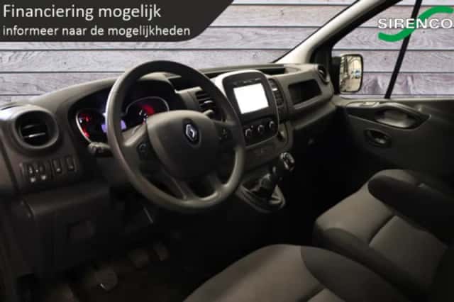 Renault Trafic (2019) thumbnail 5
