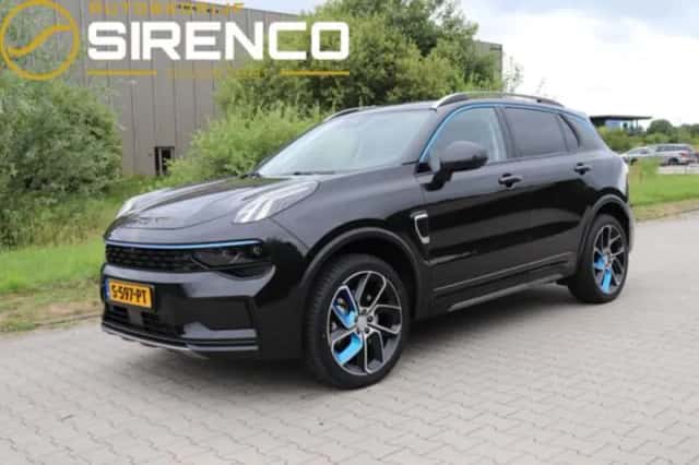 Lynk & Co 01 (2023) thumbnail 2