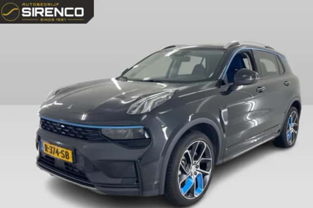 Lynk & Co 01 (2022) thumbnail 2