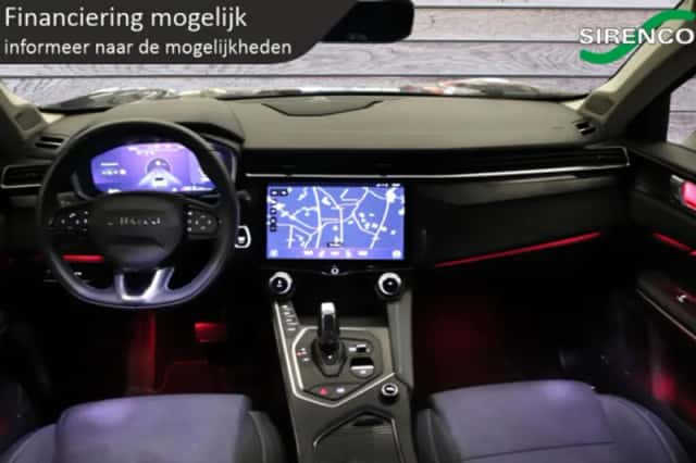 Lynk & Co 01 (2023) thumbnail 5