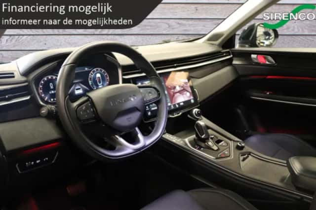 Lynk & Co 01 (2022) thumbnail 5