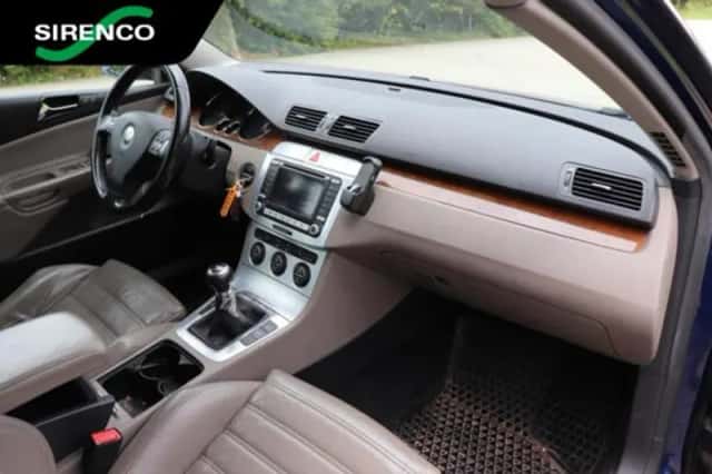 Volkswagen Passat (2006) thumbnail 5