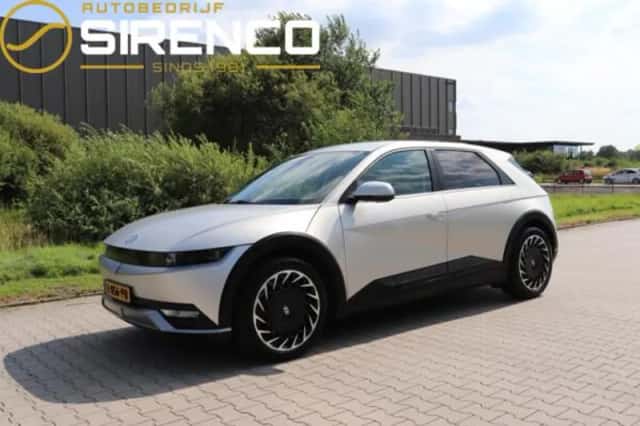 Hyundai Ioniq (2021) thumbnail 2