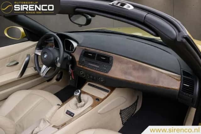BMW Z4 (2006) thumbnail 6