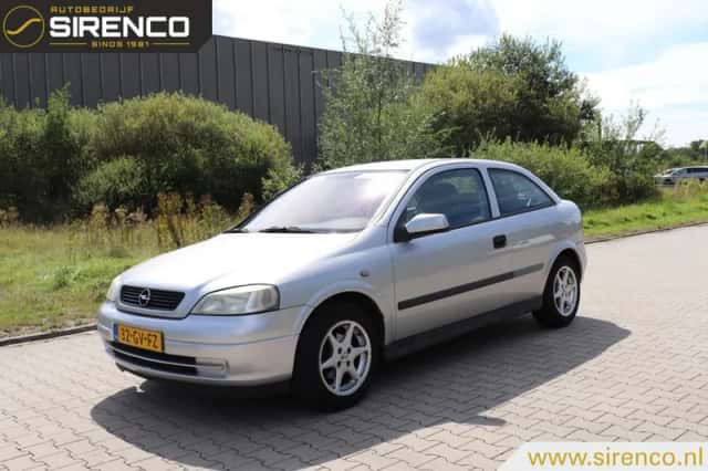 Opel Astra (2001) thumbnail 1