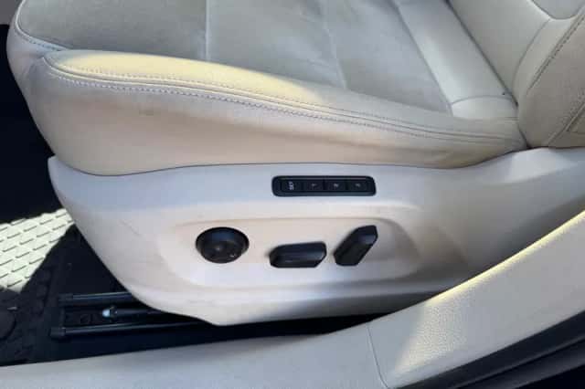 Volkswagen Sharan (2013) thumbnail 4