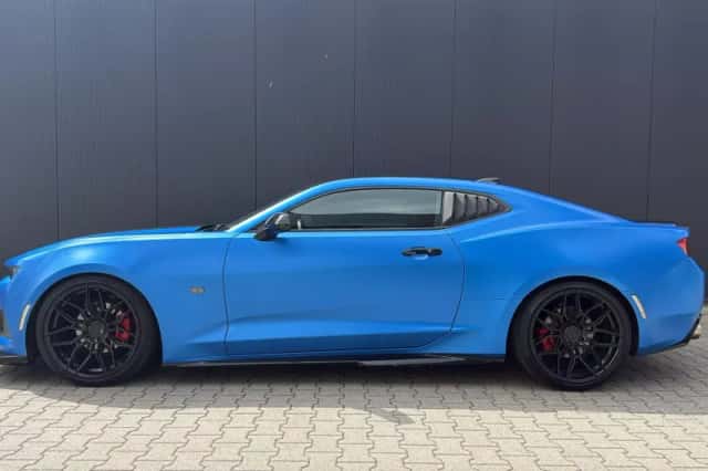 Chevrolet Camaro (2016) thumbnail 4