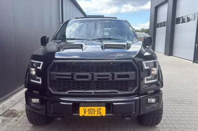 Ford F-150 (2015) thumbnail 5
