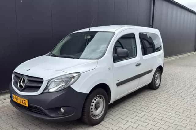 Mercedes-Benz Citan (2015) thumbnail 1