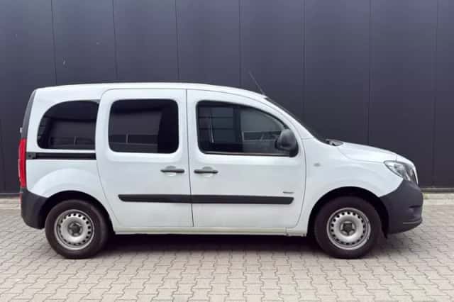Mercedes-Benz Citan (2015) thumbnail 6