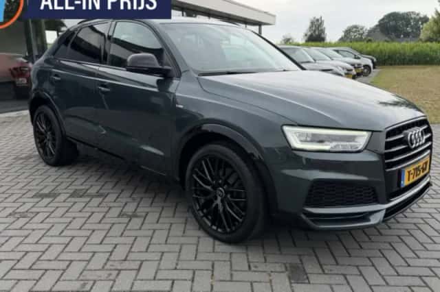 Audi Q3 (2018) thumbnail 1