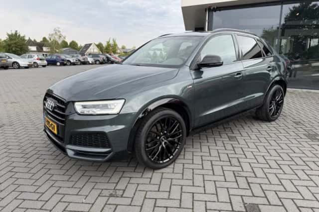 Audi Q3 (2018) thumbnail 4