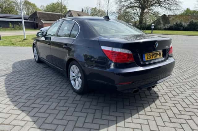 BMW 5-Serie (2011) thumbnail 6