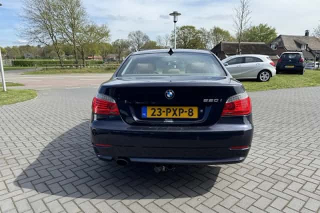 BMW 5-Serie (2011) thumbnail 6
