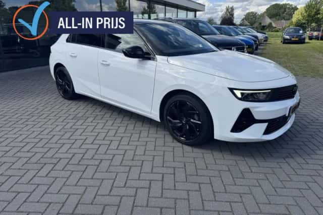 Opel Astra (2023) thumbnail 2