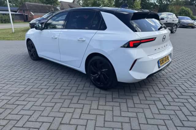 Opel Astra (2023) thumbnail 6
