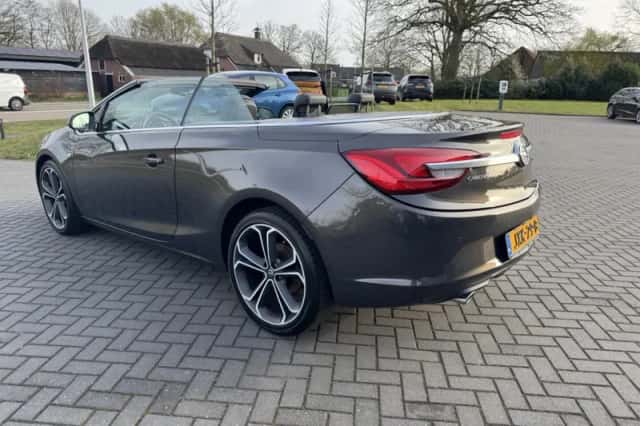 Opel Cascada (2013) thumbnail 6