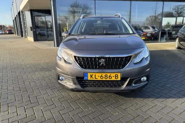 Peugeot 2008 (2016) thumbnail 3