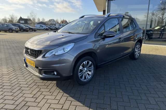 Peugeot 2008 (2016) thumbnail 4
