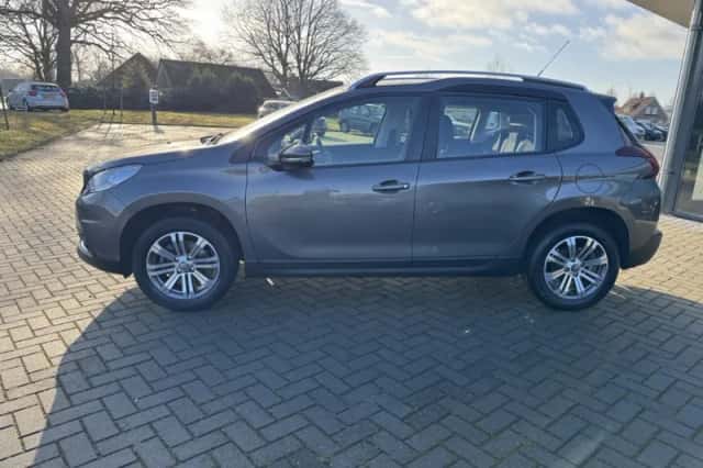 Peugeot 2008 (2016) thumbnail 5