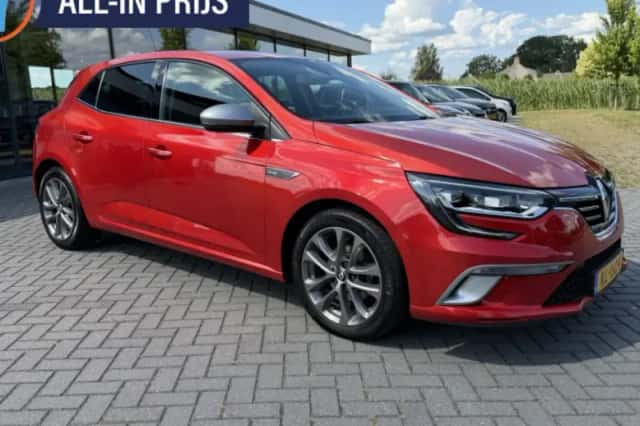 Renault Mégane (2016) thumbnail 1