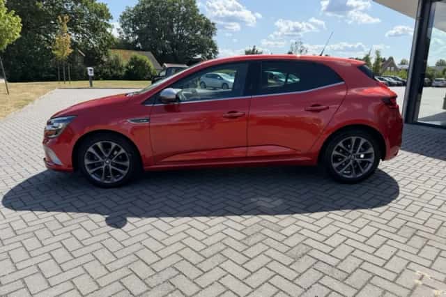 Renault Mégane (2016) thumbnail 5