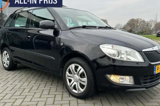 Škoda Fabia (2014) thumbnail 1