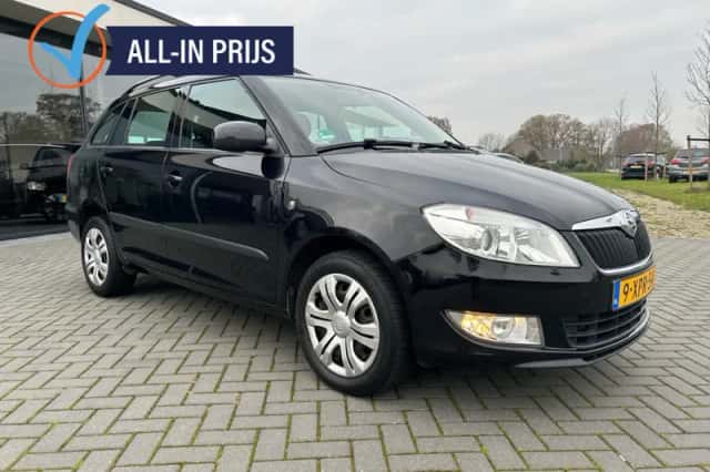 Škoda Fabia (2014) thumbnail 2