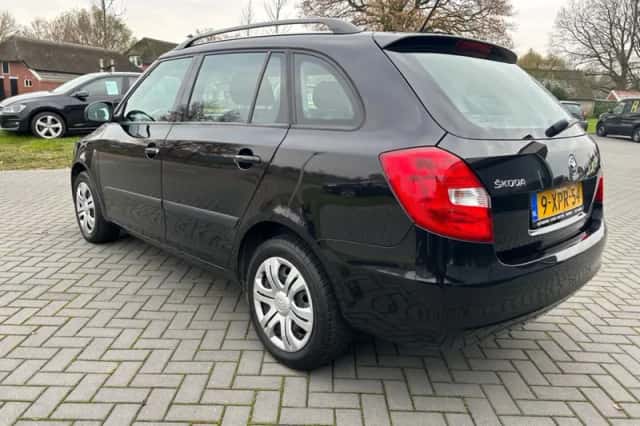 Škoda Fabia (2014) thumbnail 6