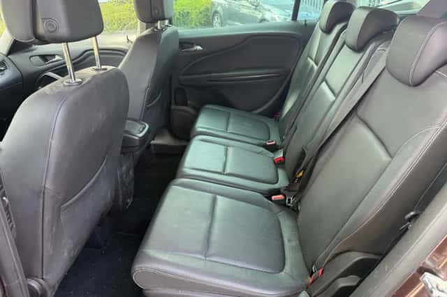 Opel Zafira (2018) thumbnail 1