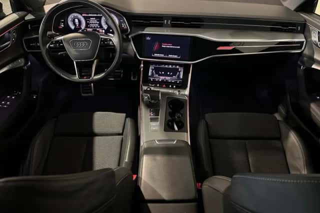 Audi A6 (2021) thumbnail 2