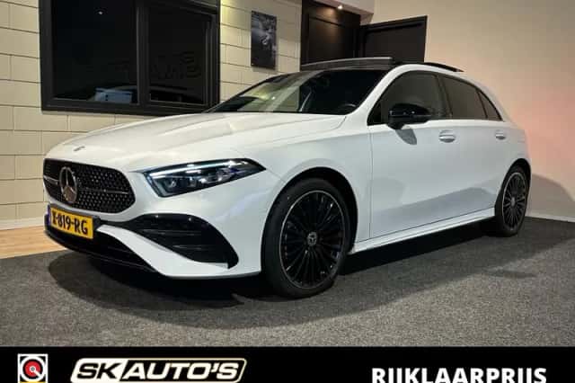 Mercedes-Benz A-Klasse (2023) thumbnail 1