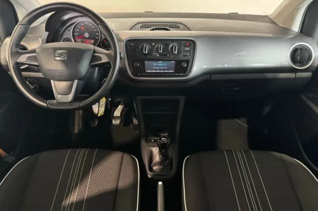 SEAT Mii (2017) thumbnail 2
