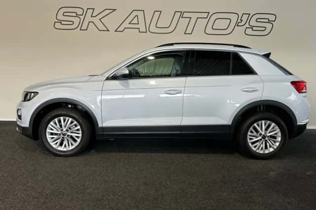 Volkswagen T-Roc (2020) thumbnail 4