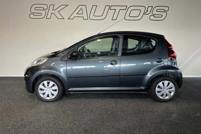 Peugeot 107 (2013) thumbnail 5