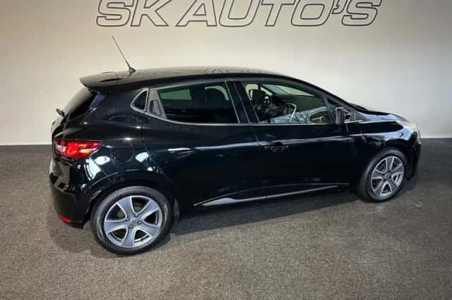 Renault Clio (2015) thumbnail 5