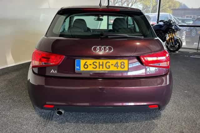 Audi A1 (2013) thumbnail 4