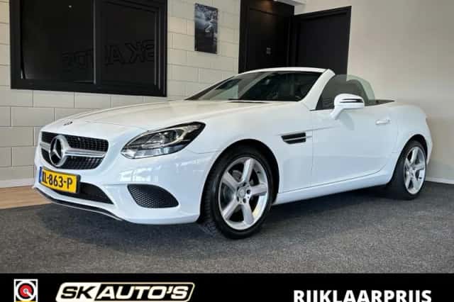 Mercedes-Benz SLC-Klasse (2016) thumbnail 1