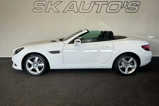 Mercedes-Benz SLC-Klasse (2016) thumbnail 5