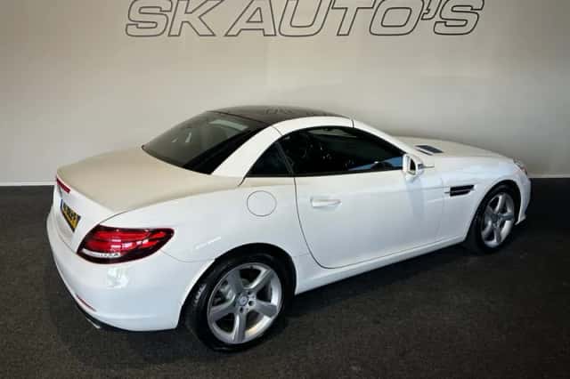 Mercedes-Benz SLC-Klasse (2016) thumbnail 6