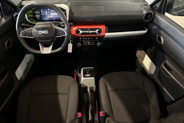 Dacia Spring (2024) thumbnail 2