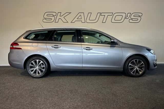 Peugeot 308 (2016) thumbnail 3