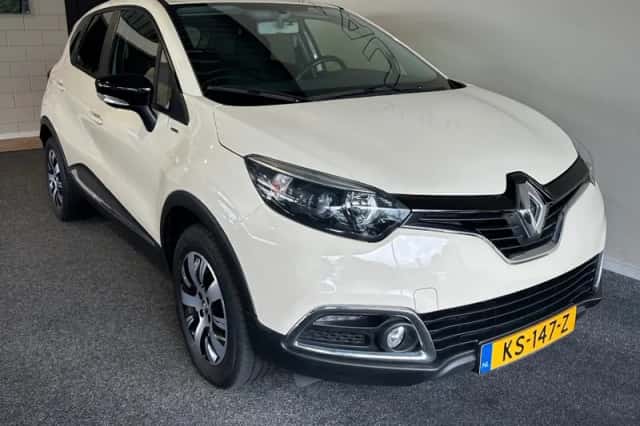 Renault Captur (2016) thumbnail 4