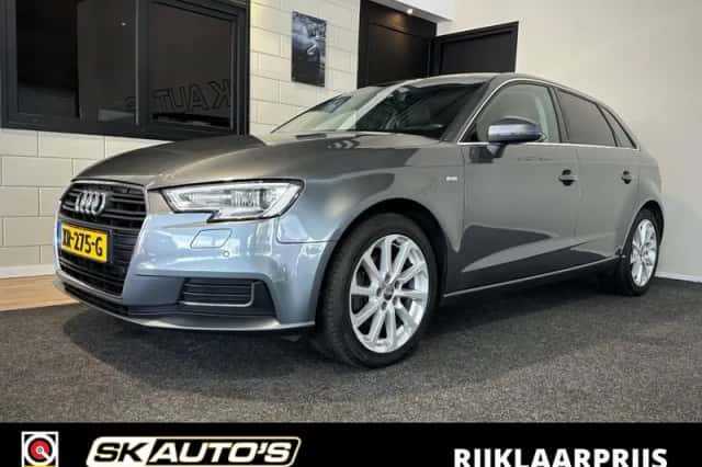 Audi A3 (2017) thumbnail 1