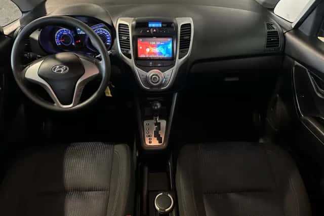 Hyundai ix20 (2014) thumbnail 2