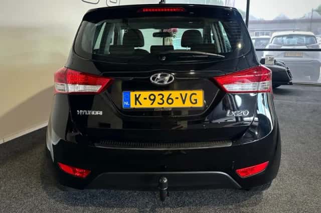 Hyundai ix20 (2014) thumbnail 4