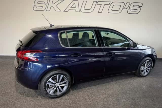 Peugeot 308 (2019) thumbnail 3